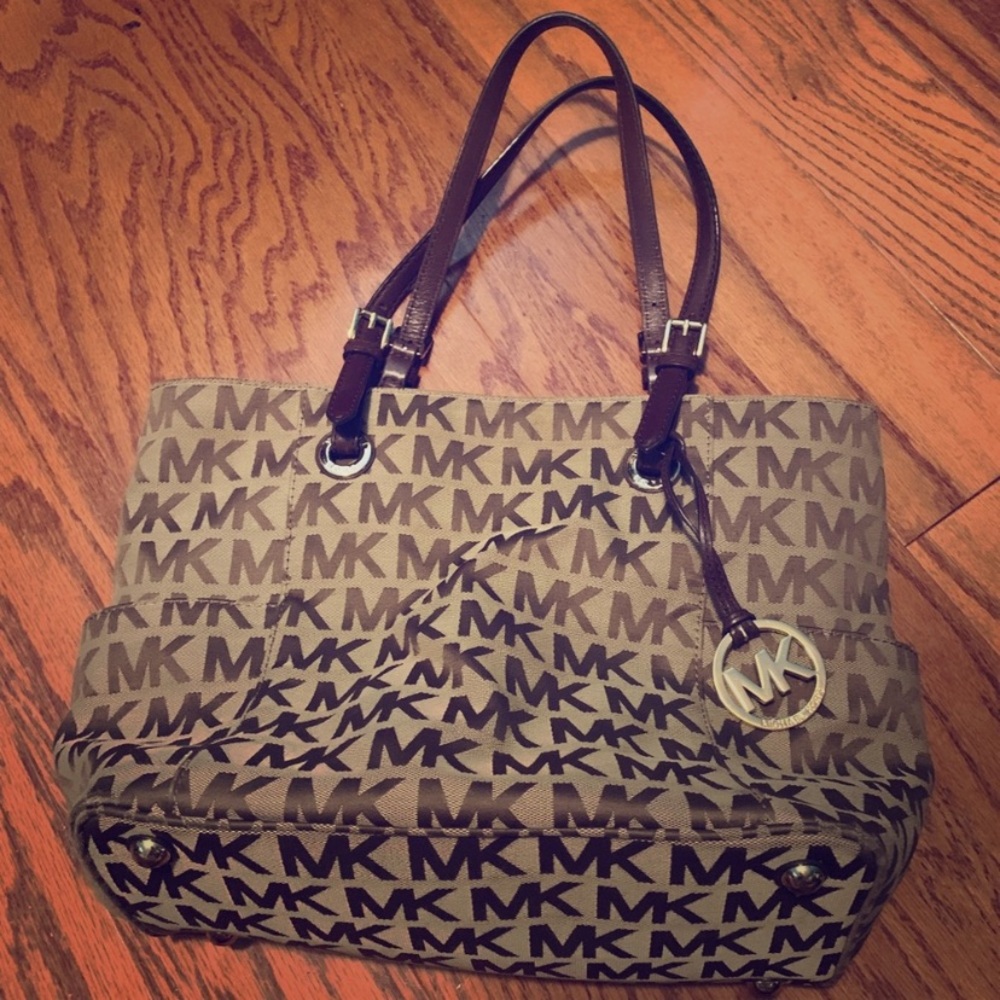 MK tote brown